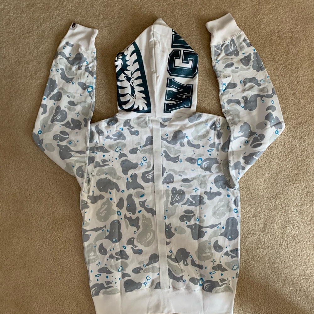 SOLD Bape A Bathing Ape White Galaxy Shark Hoodie - Picture 2 of 8
